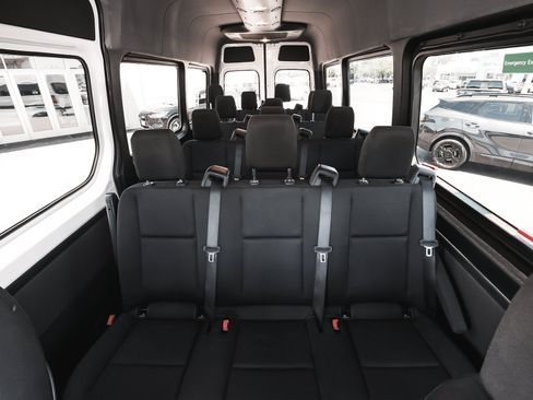 Used 2026 Mercedes-Benz Sprinter 2500 image 38