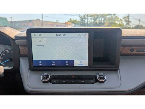 Used 2022 Ford Maverick Lariat w/ Lariat Luxury Package image 28