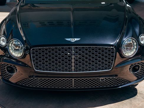 Used 2023 Bentley Continental GT Mulliner AWD/4WD image 44