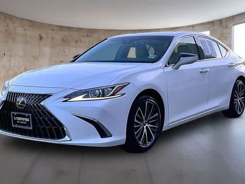 Used 2025 Lexus ES 350 w/ Premium Package FWD image 3