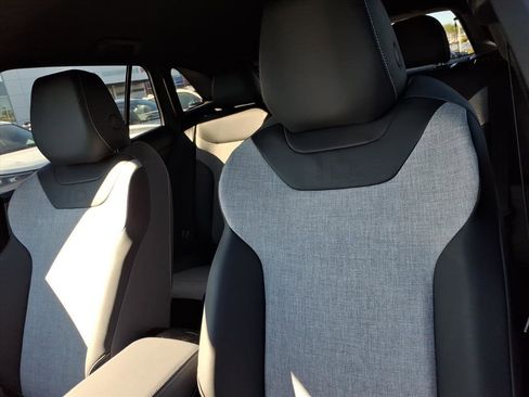 New 2026 Volkswagen ID.4 Pro image 12