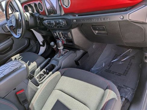 Used 2022 Jeep Wrangler Unlimited Rubicon AWD/4WD image 20