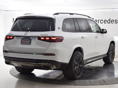 Used 2026 Mercedes-Benz Maybach GLS 600 4MATIC image 6