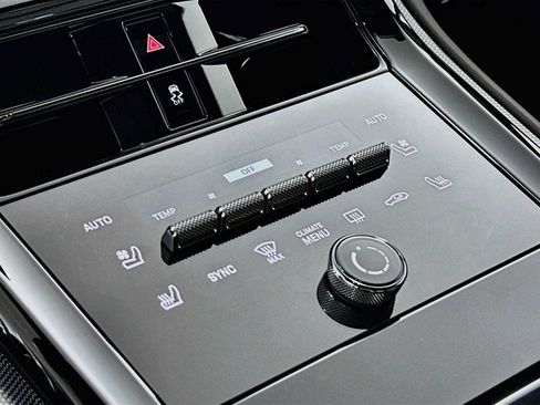 Certified 2025 Porsche Panamera 4S AWD/4WD image 21