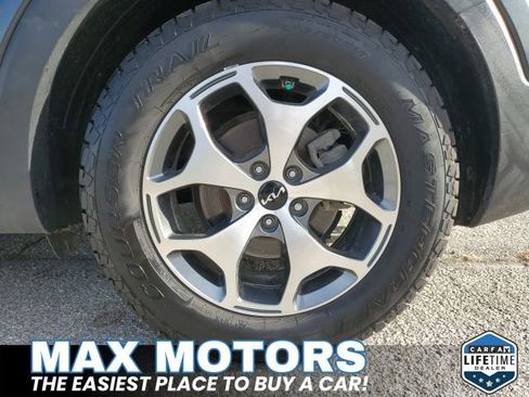 Used 2022 Kia Telluride EX w/ Towing Package image 16