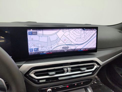 Used 2024 BMW 430i Convertible w/ M Sport Package RWD image 13