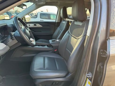 New 2026 Ford Explorer Active w/ Active Comfort Package image 12