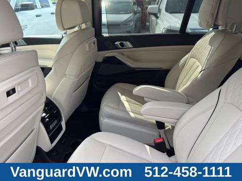 Used 2021 BMW X7 xDrive40i w/ Premium Package AWD/4WD image 29