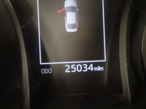 Used 2024 Toyota Camry SE image 37