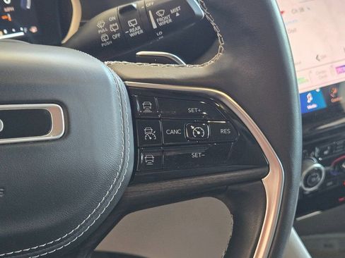 Used 2021 Jeep Grand Cherokee L Overland image 16