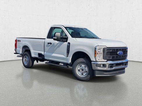 New 2026 Ford F250 XL w/ XL Chrome Package image 2