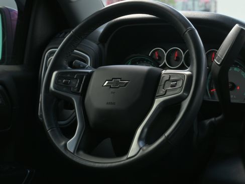 Used 2022 Chevrolet Silverado 1500 RST image 18