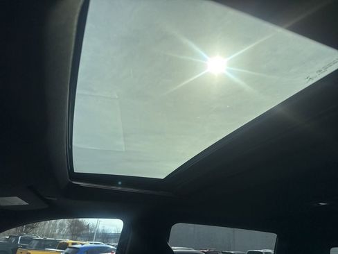 Used 2022 GMC Sierra 1500 AT4 w/ AT4 Premium Package image 24