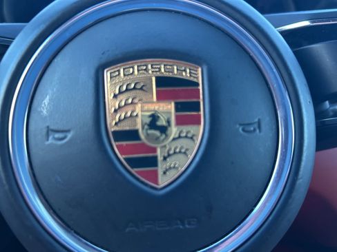 Used 2023 Porsche Macan image 45