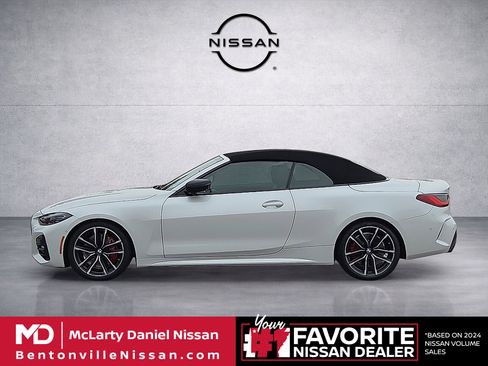 Used 2023 BMW 430i Convertible w/ M Sport Package RWD image 3