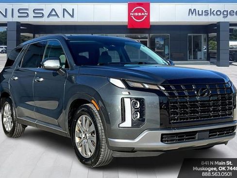 Used 2024 Hyundai Palisade SEL image 1