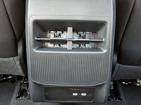New 2026 Jeep Cherokee Limited AWD/4WD image 17