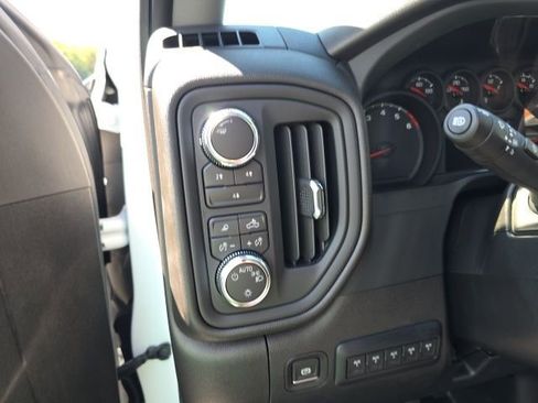 New 2024 GMC Sierra 3500 Pro w/ Convenience Package image 23