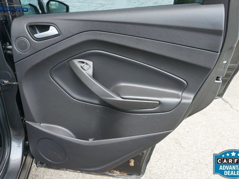 Used 2017 Ford Escape Titanium AWD/4WD image 22