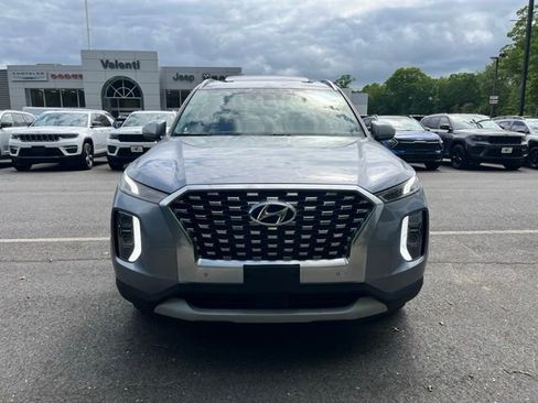 Used 2020 Hyundai Palisade SEL w/ Premium Package AWD/4WD image 3