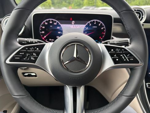 Used 2026 Mercedes-Benz GLC 300 image 20