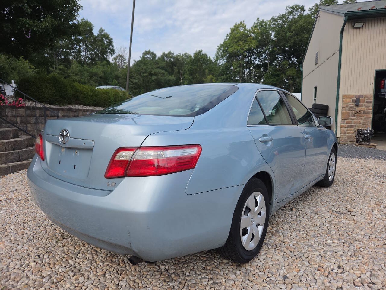 Used 2009 Toyota Camry LE FWD image 6