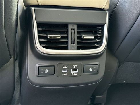 Certified 2025 Subaru Outback Limited image 11