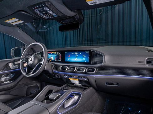 New 2026 Mercedes-Benz GLE 450 4MATIC Coupe image 4