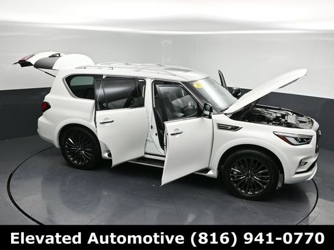 Used 2023 INFINITI QX80 Premium Select w/ All-Season Package image 36