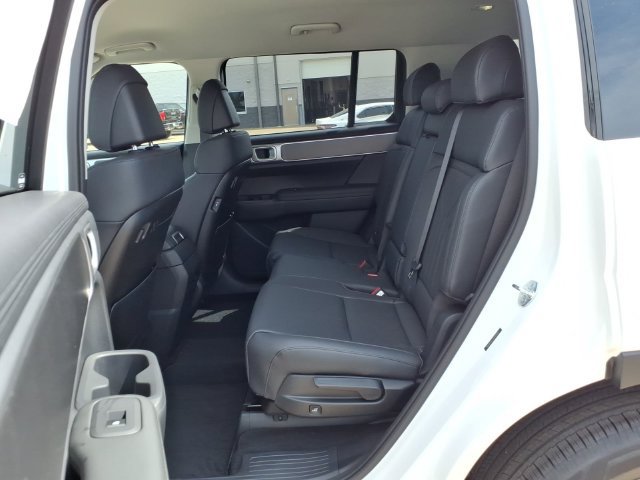 New 2027 Hyundai Santa Fe SEL FWD image 15