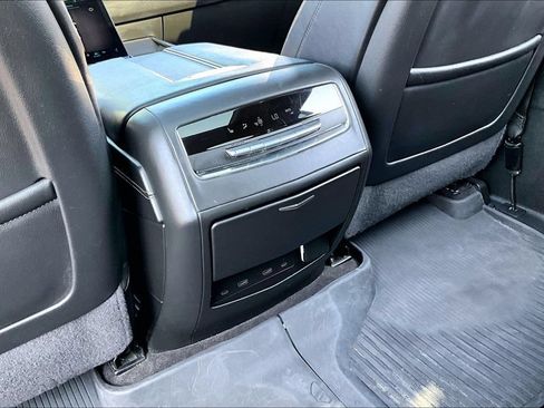 Used 2025 Cadillac Escalade Sport Platinum w/ LPO, Floor Liner Package AWD/4WD image 25
