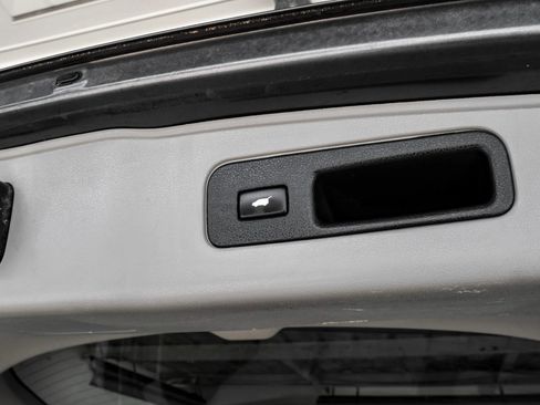 Used 2015 Honda Odyssey EX-L image 45