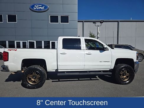 Used 2018 Chevrolet Silverado 1500 LT w/ All Star Edition image 2