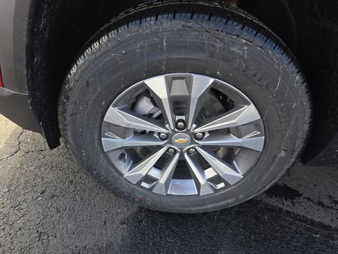 New 2026 Chevrolet Equinox LT image 11