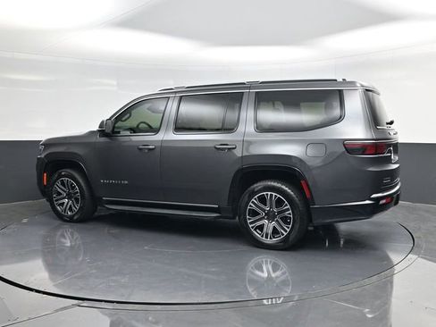 Used 2022 Jeep Wagoneer Series III w/ Convenience Group I AWD/4WD image 5