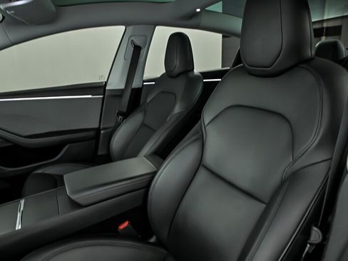 Used 2024 Tesla Model 3 Long Range RWD image 16