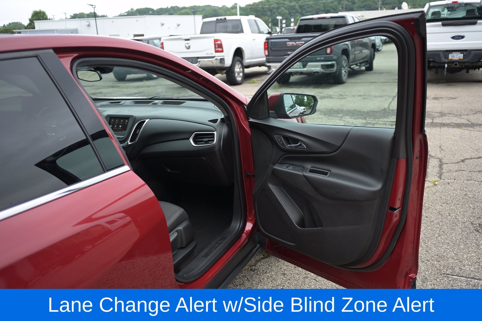 Used 2019 Chevrolet Equinox LT w/ Driver Convenience Package FWD image 43