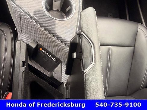Used 2025 Cadillac Optiq Luxury 1 AWD/4WD image 42