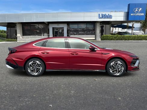 New 2026 Hyundai Sonata SEL AWD/4WD image 9