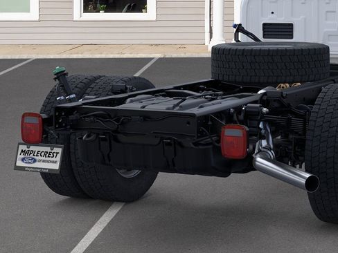 New 2026 Ford F550 4x4 Crew Cab image 21