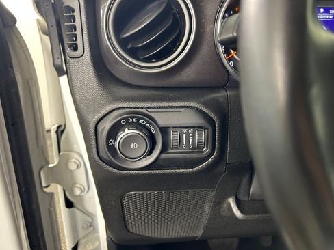 Used 2019 Jeep Wrangler Unlimited Sport AWD/4WD image 19