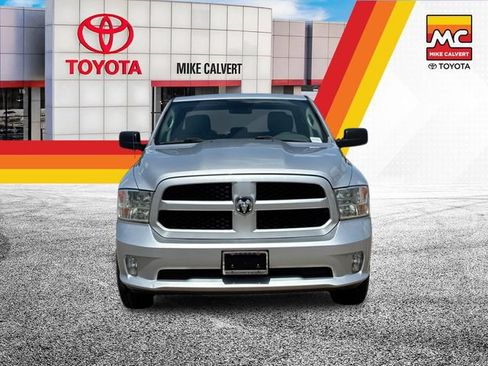 Used 2017 RAM 1500 Express RWD image 8