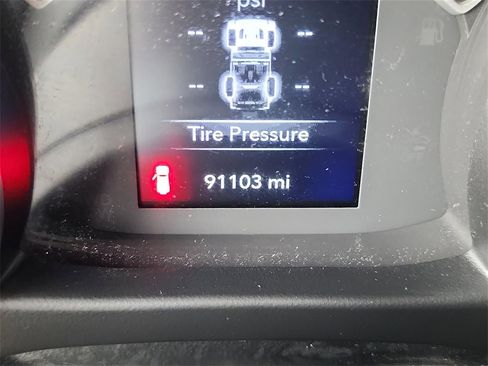 Used 2023 Jeep Wrangler Sport image 14