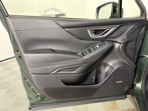 Used 2022 Subaru Forester Touring image 12