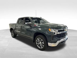 Used 2025 Chevrolet Silverado 1500 LT AWD/4WD video 3
