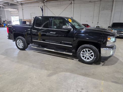 Used 2016 Chevrolet Silverado 1500 LTZ w/ Sport Package AWD/4WD image 19