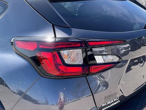Used 2024 Subaru Crosstrek 2.5i Limited w/ Crosstrek Mirror Package image 28
