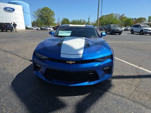 Used 2016 Chevrolet Camaro SS image 8
