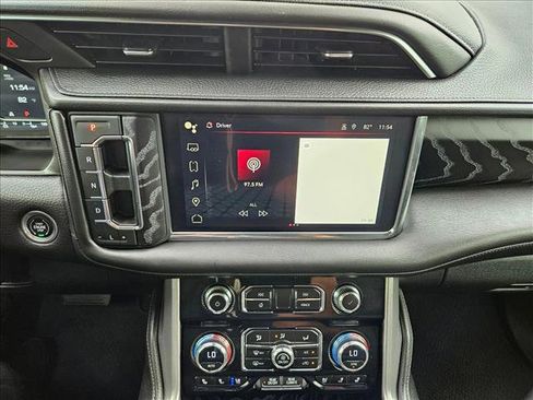 Used 2023 GMC Yukon Denali RWD image 13