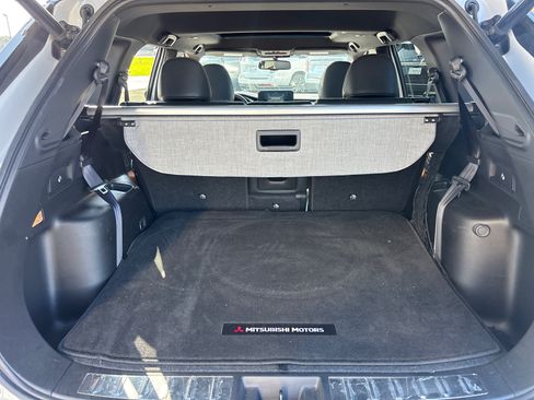 Used 2024 Mitsubishi Outlander SEL AWD/4WD image 9
